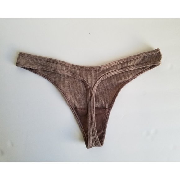 Victoria Secret Cotton Ribbed Thong Size Large - Picture 2 of 4